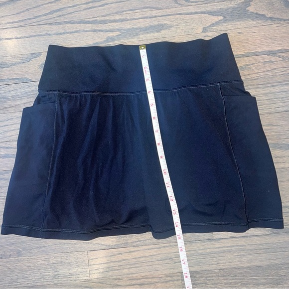 Athleta Salutation Skort | Athletic Skirt | Pockets | Black Medium NWOT - Picture 7 of 13